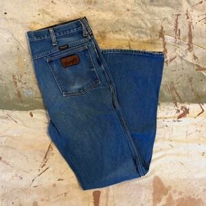 Vintage 1980s Dark Wash Wrangler Jeans Measure 32x32 Made in the USA